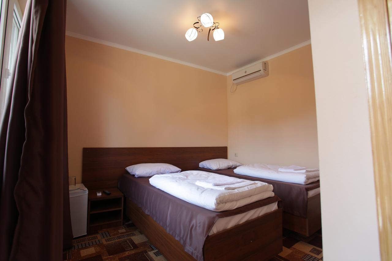 Inn Mroyal Sukhumi Exterior foto